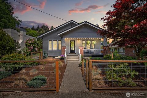 318 19th Avenue SE, Olympia, WA 98501 - MLS#: 2368550