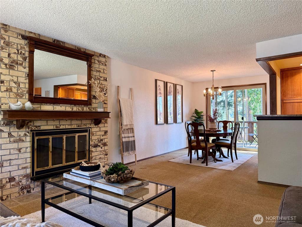 Photo of 745 SW 13th Avenue, Oak Harbor, WA 98277 (MLS # 2543596)