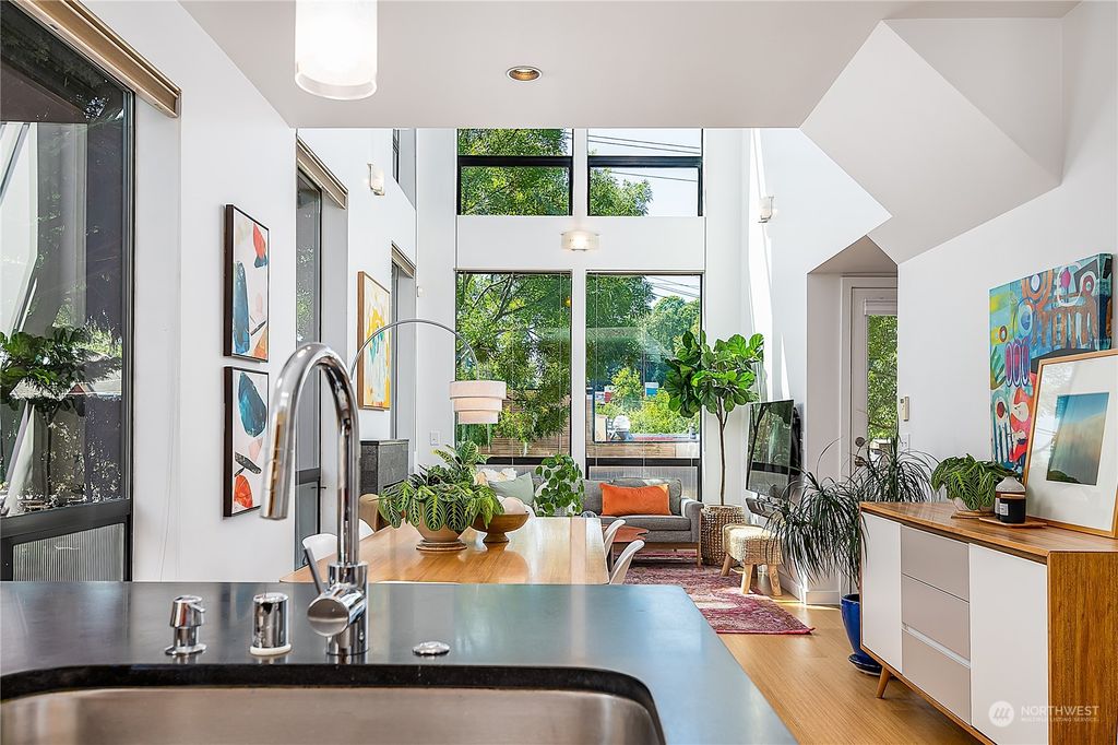 Photo of 3824 S Hudson Street, Seattle, WA 98118 (MLS # 2246194)