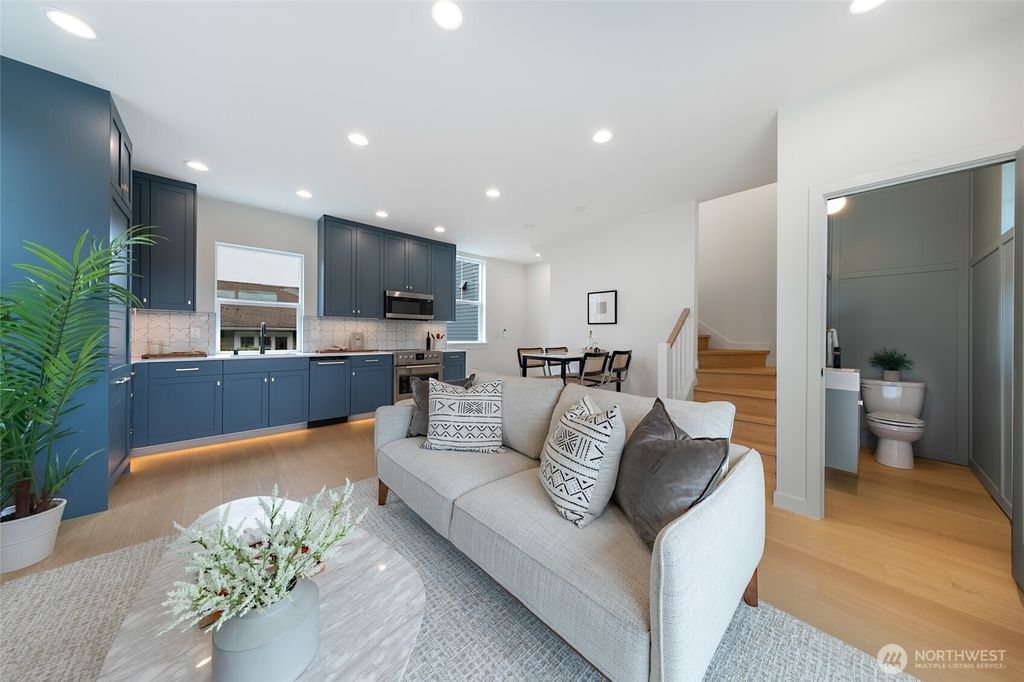 listing image 9361761893991203295