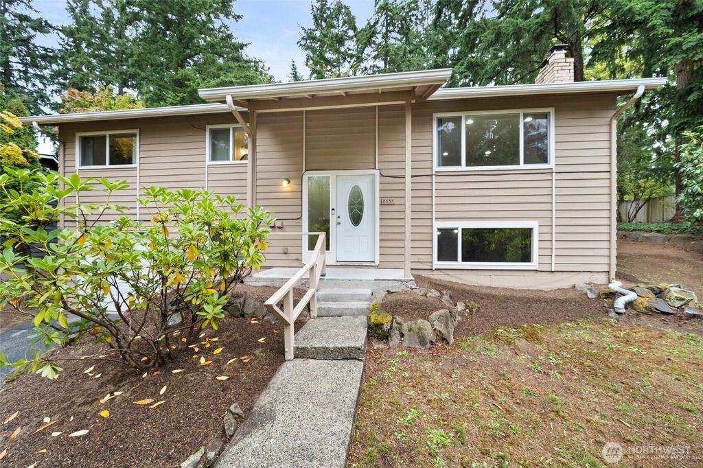 Photo of 8535 NE 136th Street, Kirkland, WA 98034 (MLS # 2443465)