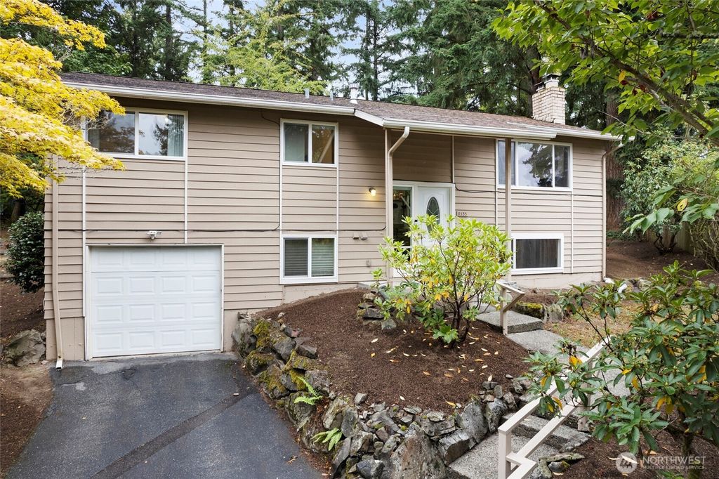 Photo of 8535 NE 136th Street, Kirkland, WA 98034 (MLS # 2443465)