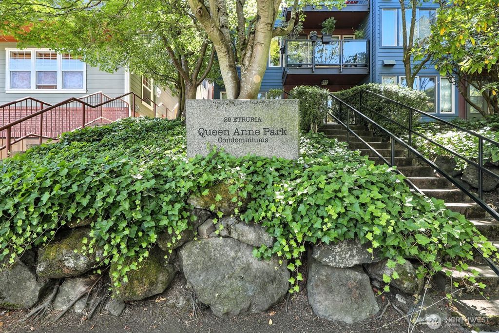 Photo of 29 Etruria Street #B405, Seattle, WA 98109 (MLS # 2403813)