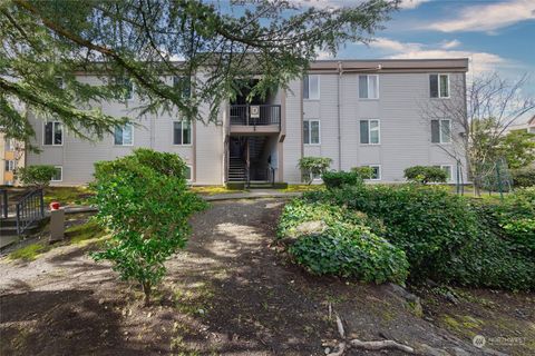 14640 NE 32nd Street Unit D5, Bellevue, WA 98007 - MLS#: 2323204