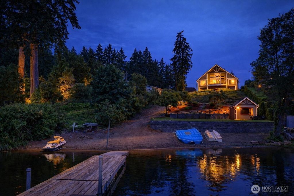 Photo of 421 W Lake Isabella Loop, Shelton, WA 98584 (MLS # 2495399)