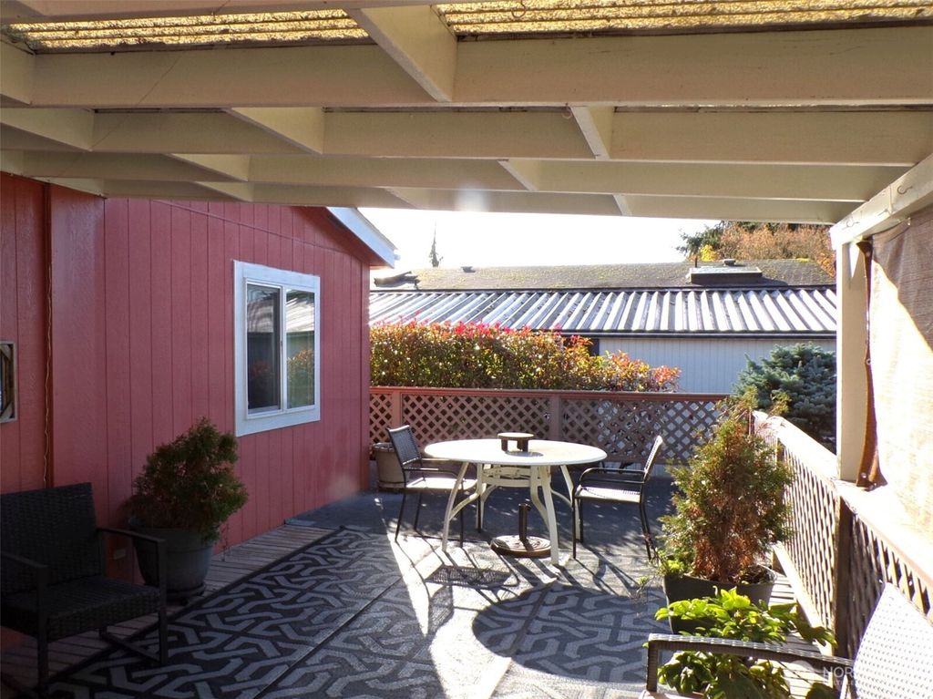 Photo of 1427 100th Street SW #50, Everett, WA 98204 (MLS # 2453793)