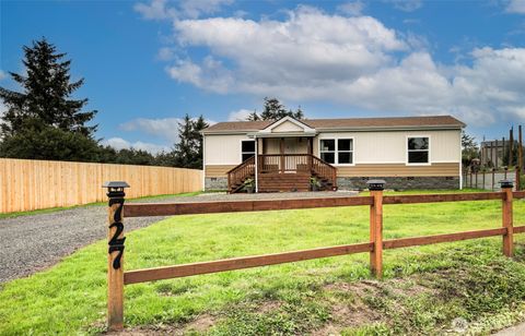 727 NE Edgewood Avenue Ocean Shores WA 98569