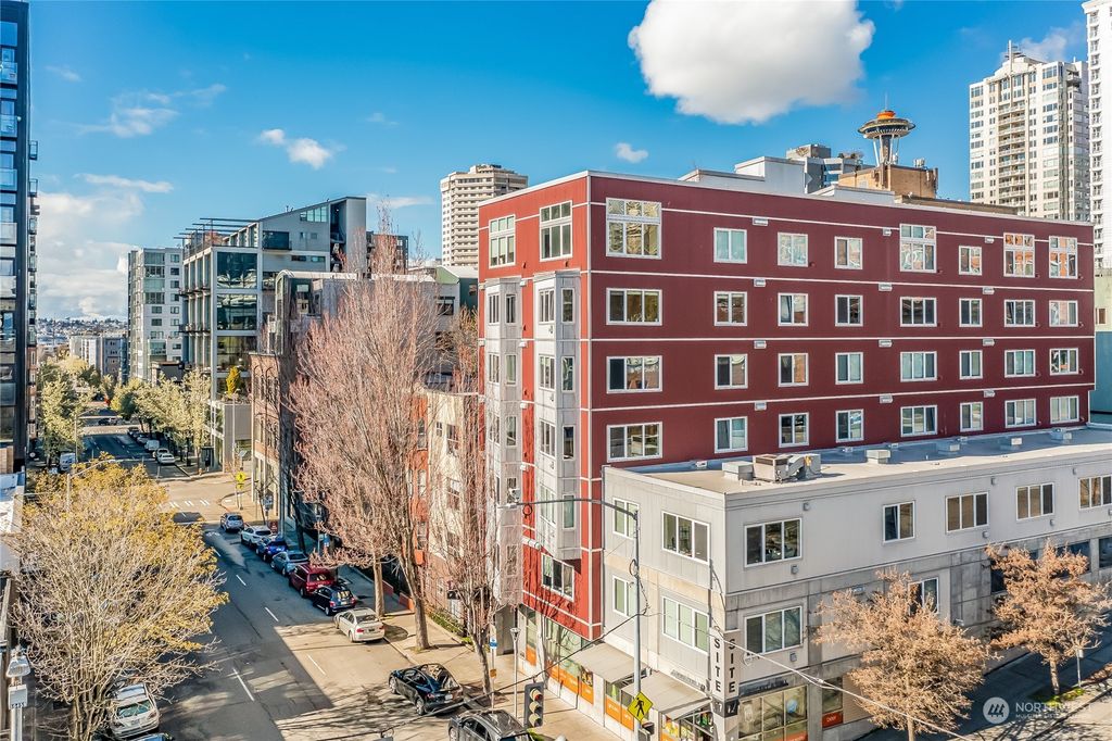 Photo of 2504 Western Avenue #326, Seattle, WA 98121 (MLS # 2052340)