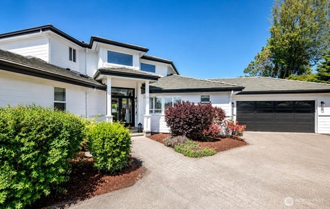 Photo of 41 Leschi Drive, Steilacoom, WA 98388 (MLS # 2528154)