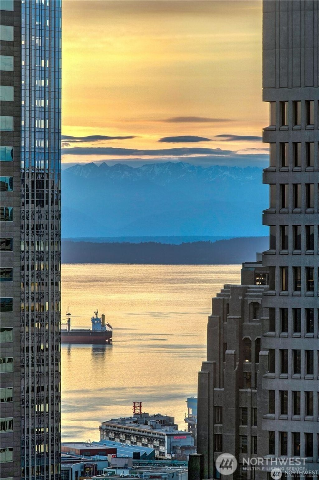 Photo of 909 5th Avenue #Ph3, Seattle, WA 98164 (MLS # 2485203)