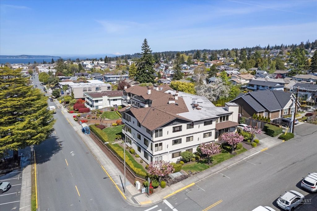 Photo of 505 Pine Street #202, Edmonds, WA 98020 (MLS # 2062904)