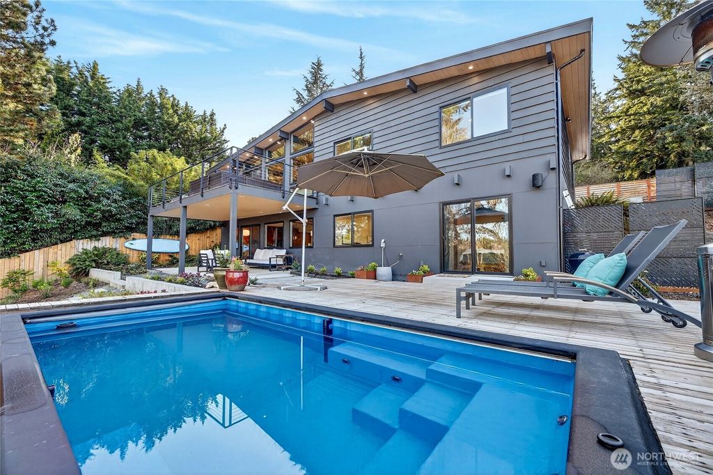 Photo of 2332 128th Avenue SE, Bellevue, WA 98005 (MLS # 2495432)