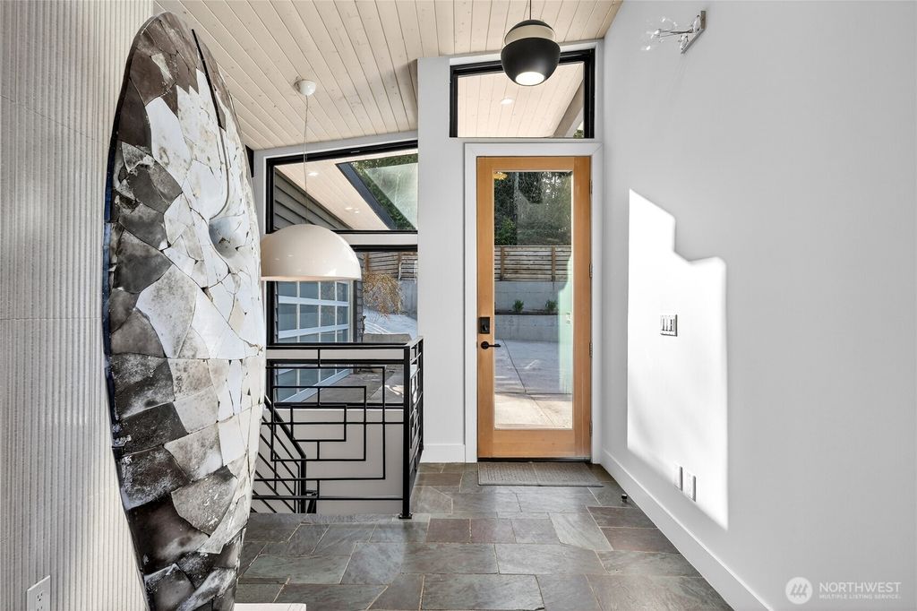 Photo of 2332 128th Avenue SE, Bellevue, WA 98005 (MLS # 2495432)