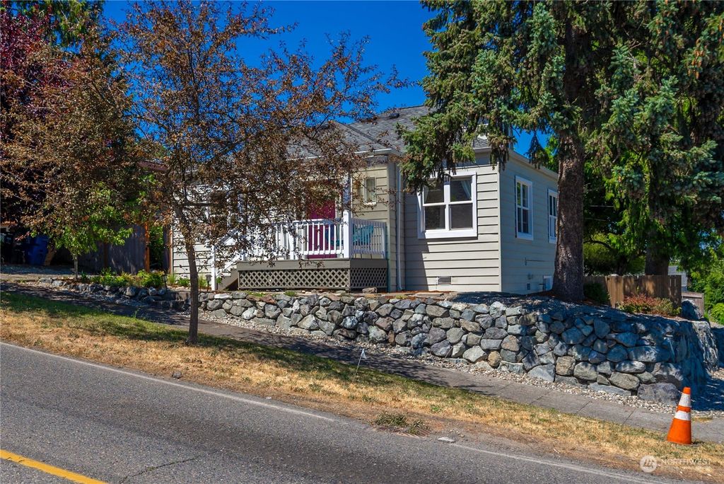 Photo of 1822 S College Street, Seattle, WA 98144 (MLS # 2261574)