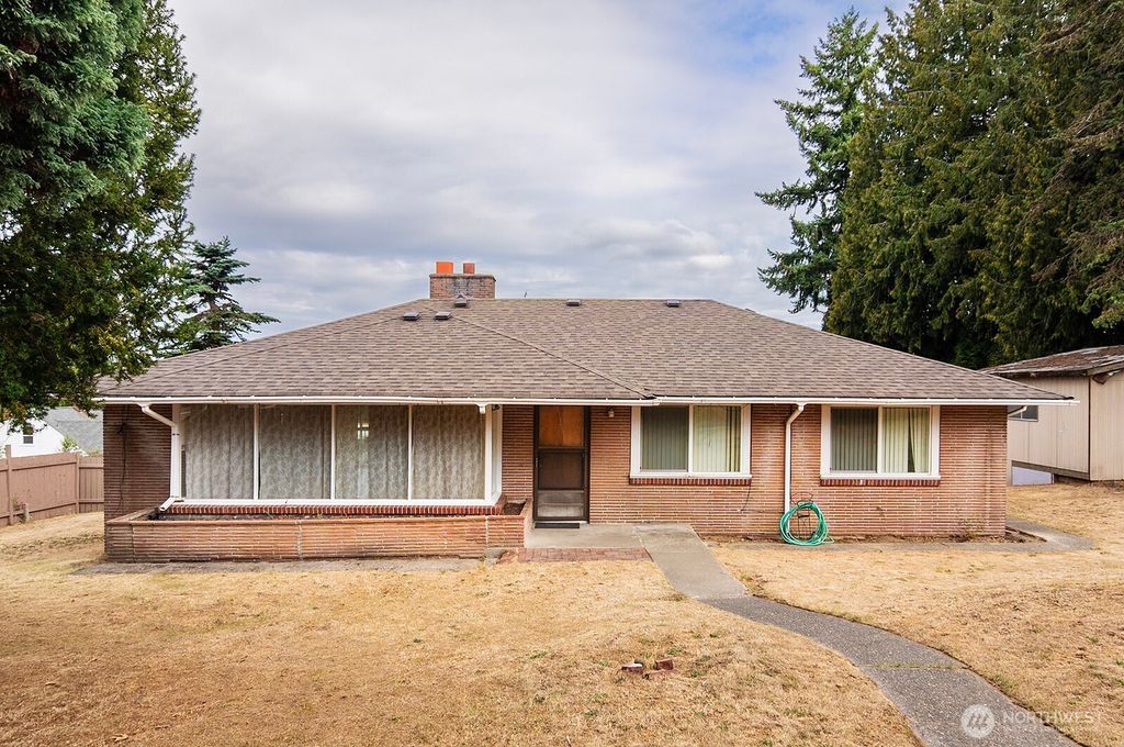 Photo of 3404 S 162nd Street, SeaTac, WA 98188 (MLS # 2422700)