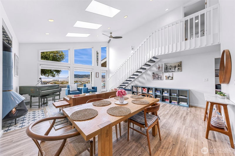 2402 Sunlight Beach Road