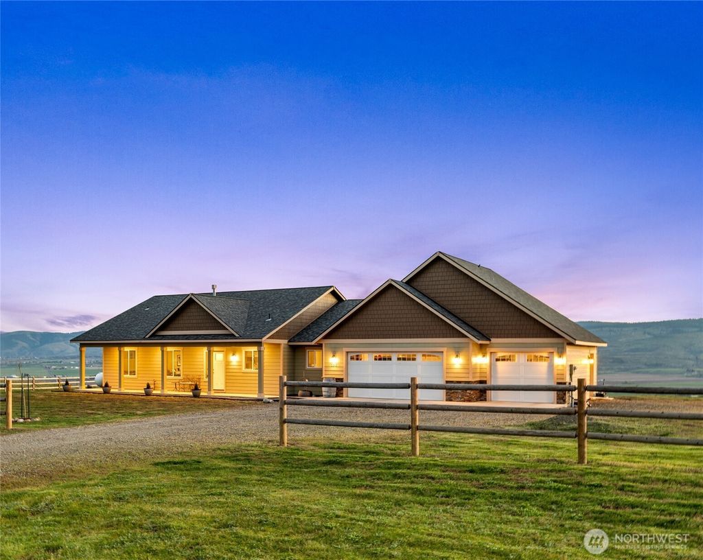 Photo of 1561 Bitterbrush Drive, Ellensburg, WA 98926 (MLS # 2507593)