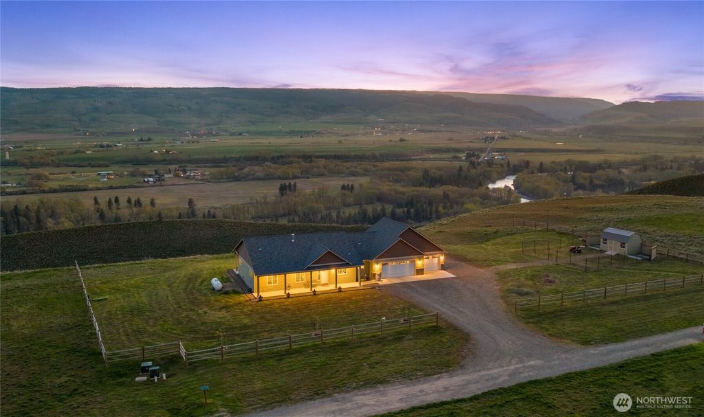 Photo of 1561 Bitterbrush Drive, Ellensburg, WA 98926 (MLS # 2507593)