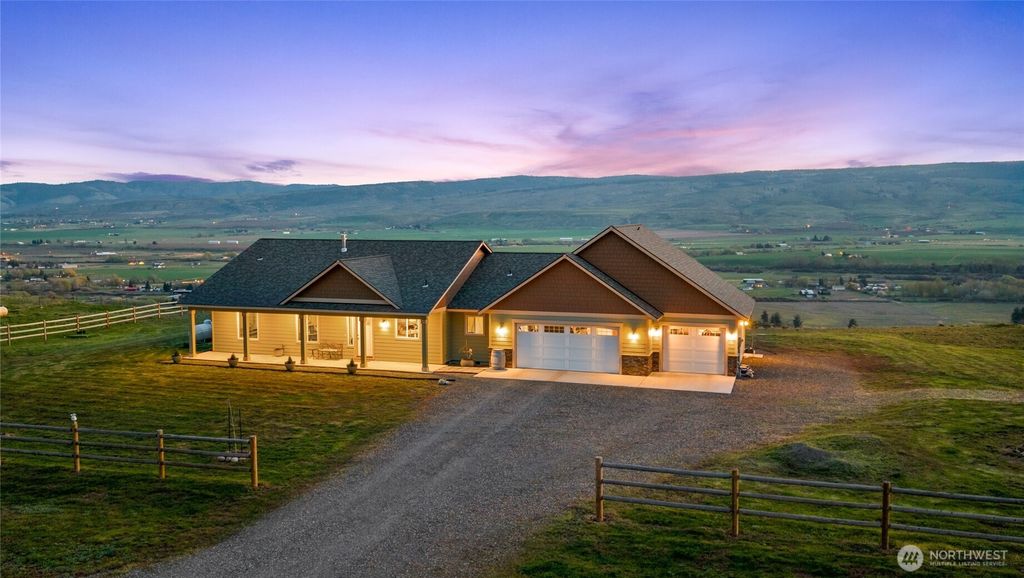 Photo of 1561 Bitterbrush Drive, Ellensburg, WA 98926 (MLS # 2507593)