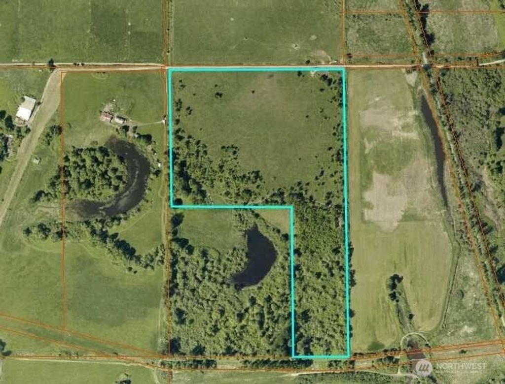 Photo of 255 XX NE 138th Street, Duvall, WA 98019 (MLS # 2517709)