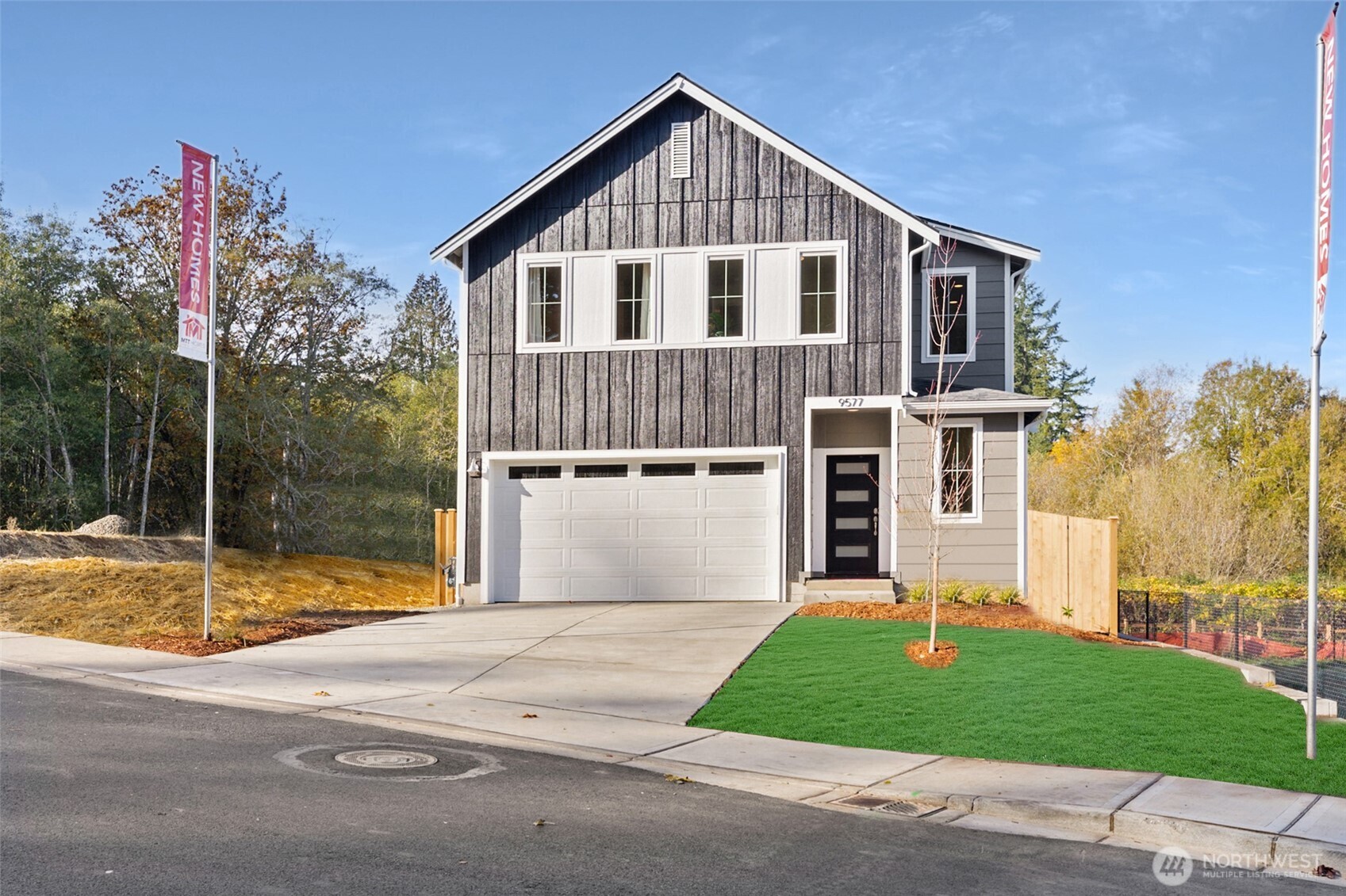 330 NE Shadowhawk Lane