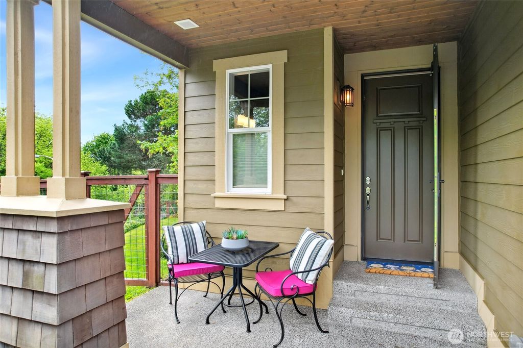 Photo of 14761 62nd Avenue S, Tukwila, WA 98168 (MLS # 2369048)