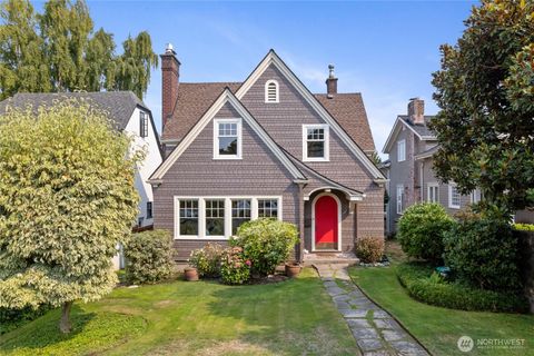 Photo of 709 N C Street, Tacoma, WA 98403 (MLS # 2421957)