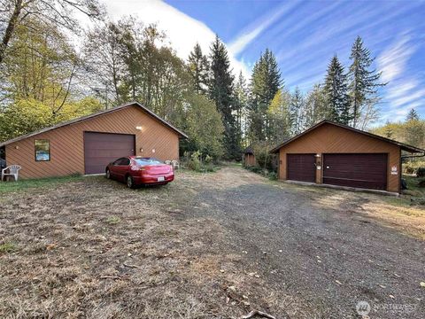 198 Calvin Road Onalaska WA 98533