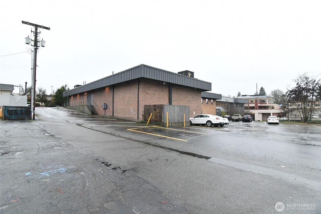 Photo of 403 SE Cleveland Ave Ave, Tumwater, WA 98501 (MLS # 2460951)