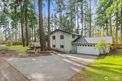 Photo of 4605 Timberline Drive SE, Lacey, WA 98503 (MLS # 2486121)