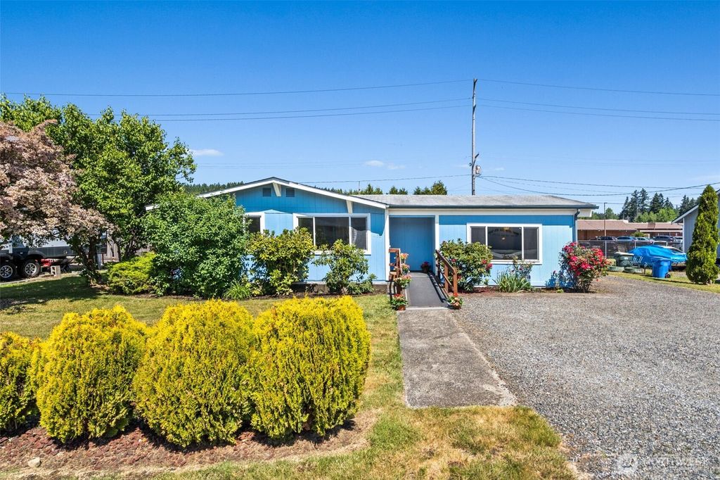 Photo of 466 Garfield Avenue E, Tenino, WA 98589 (MLS # 2533009)