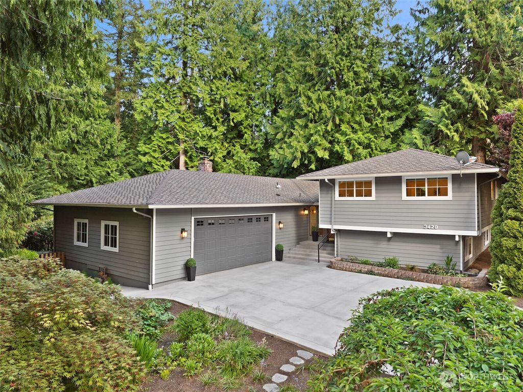 Photo of 3420 210 Place NE, Sammamish, WA 98074 (MLS # 2398763)