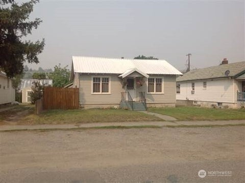 Photo of 310 S Birch Street, Omak, WA 98841 (MLS # 2591596)