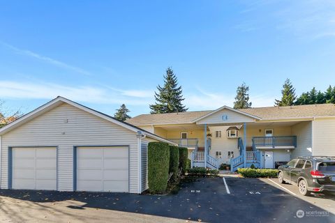 Photo of 20617 28th Avenue W #E-1, Lynnwood, WA 98036 (MLS # 2177638)
