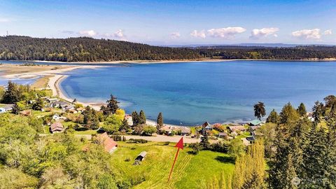 Photo of 1671 Oak Bay Road, Port Hadlock, WA 98339 (MLS # 2506985)