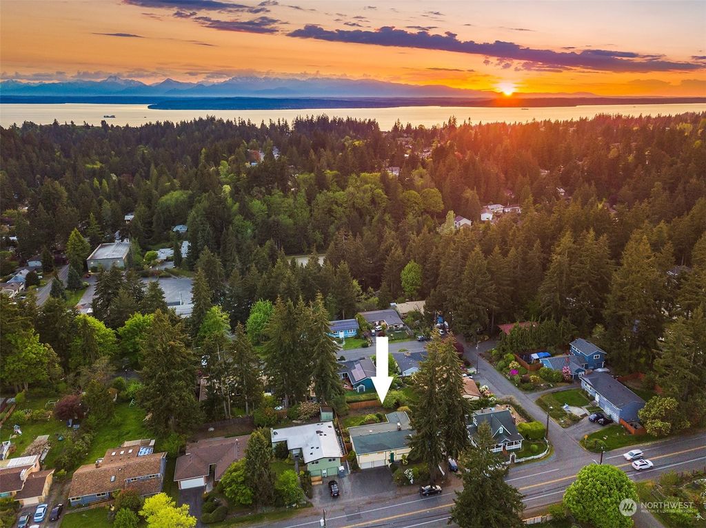 Photo of 17547 Fremont Avenue N, Shoreline, WA 98133 (MLS # 2067472)