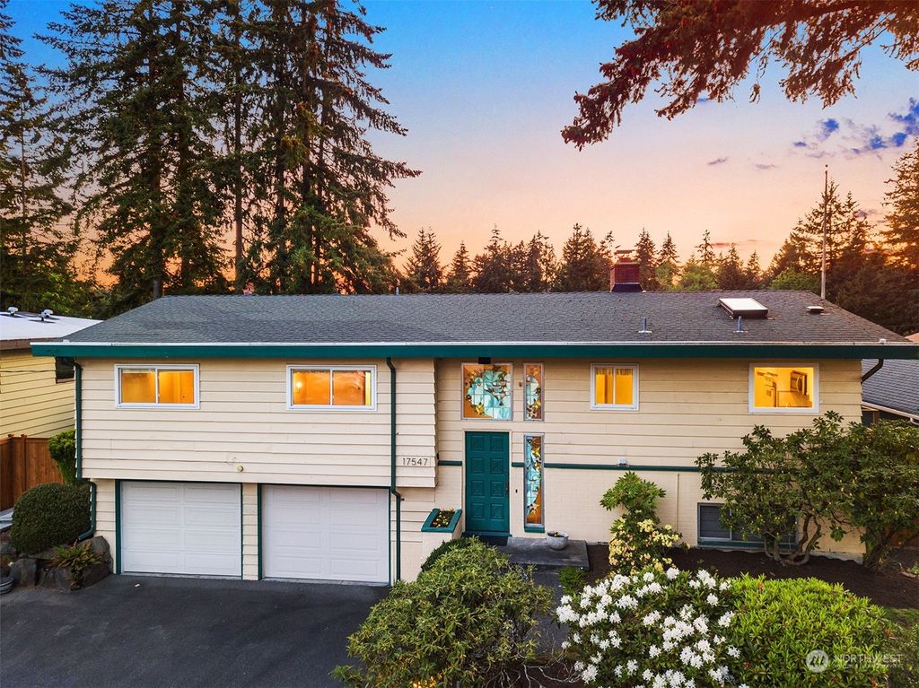 Photo of 17547 Fremont Avenue N, Shoreline, WA 98133 (MLS # 2067472)