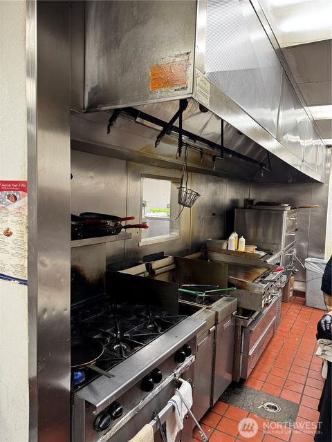 Photo of Seattle, WA 98116 (MLS # 2505783)