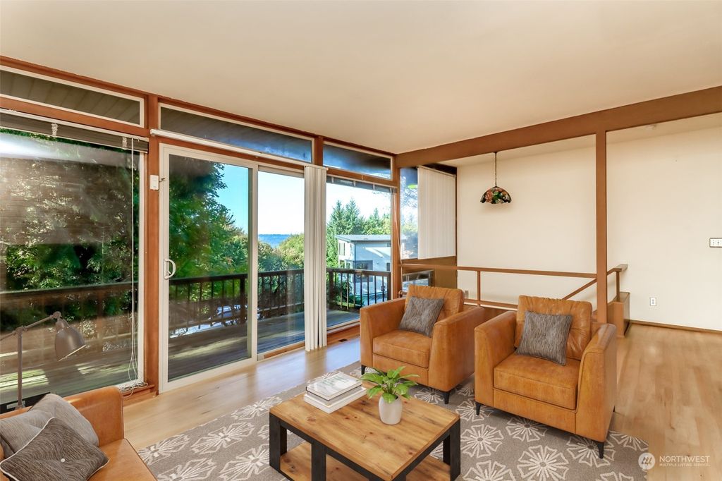 Photo of 15426 Maplewild Avenue SW, Burien, WA 98166 (MLS # 2176043)