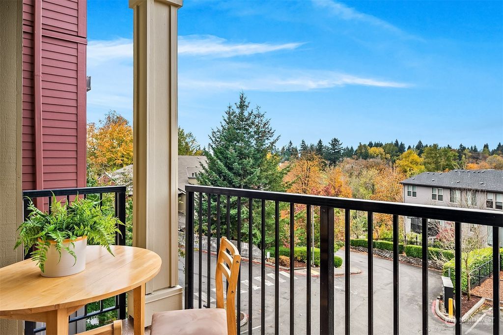 Photo of 6800 132nd Place SE #E204, Newcastle, WA 98059 (MLS # 2012539)
