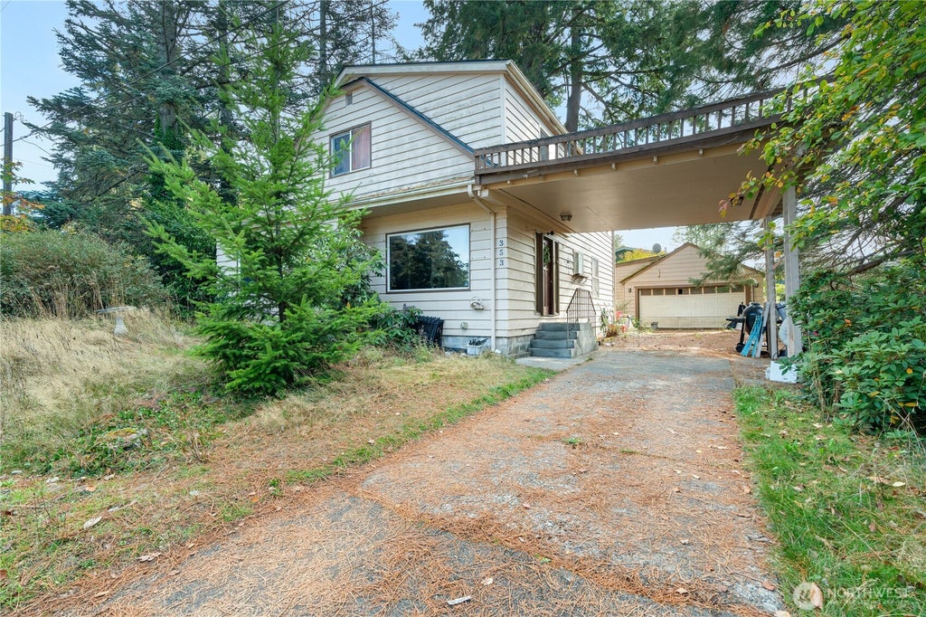 Photo of 353 Oak Street, Shelton, WA 98584 (MLS # 2588391)