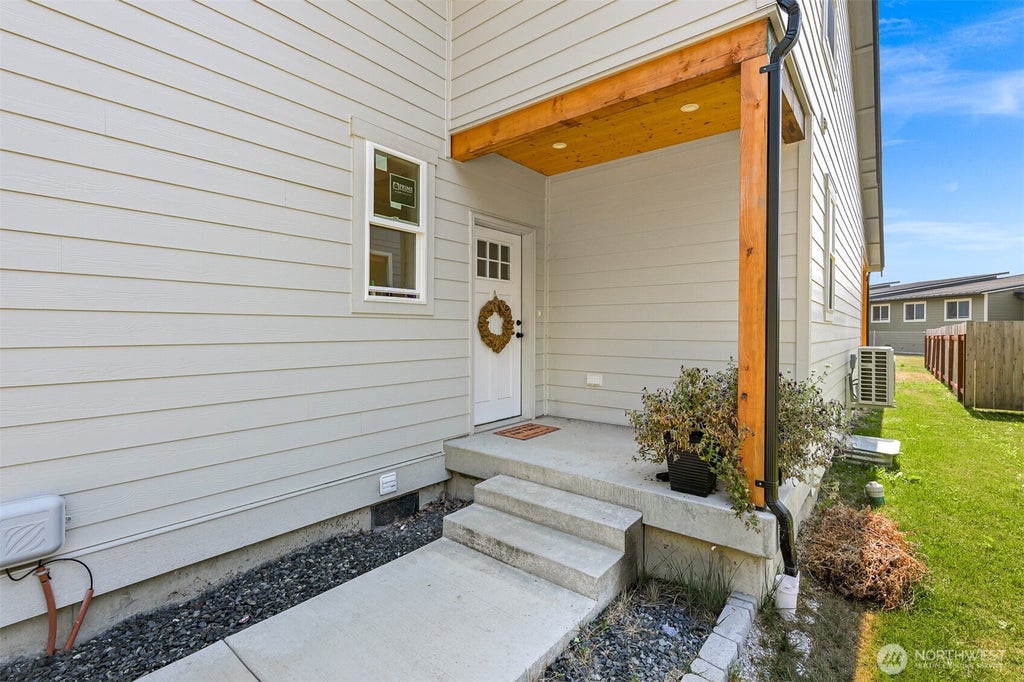 Photo of 513 Colton Lane, Everson, WA 98247 (MLS # 2573264)