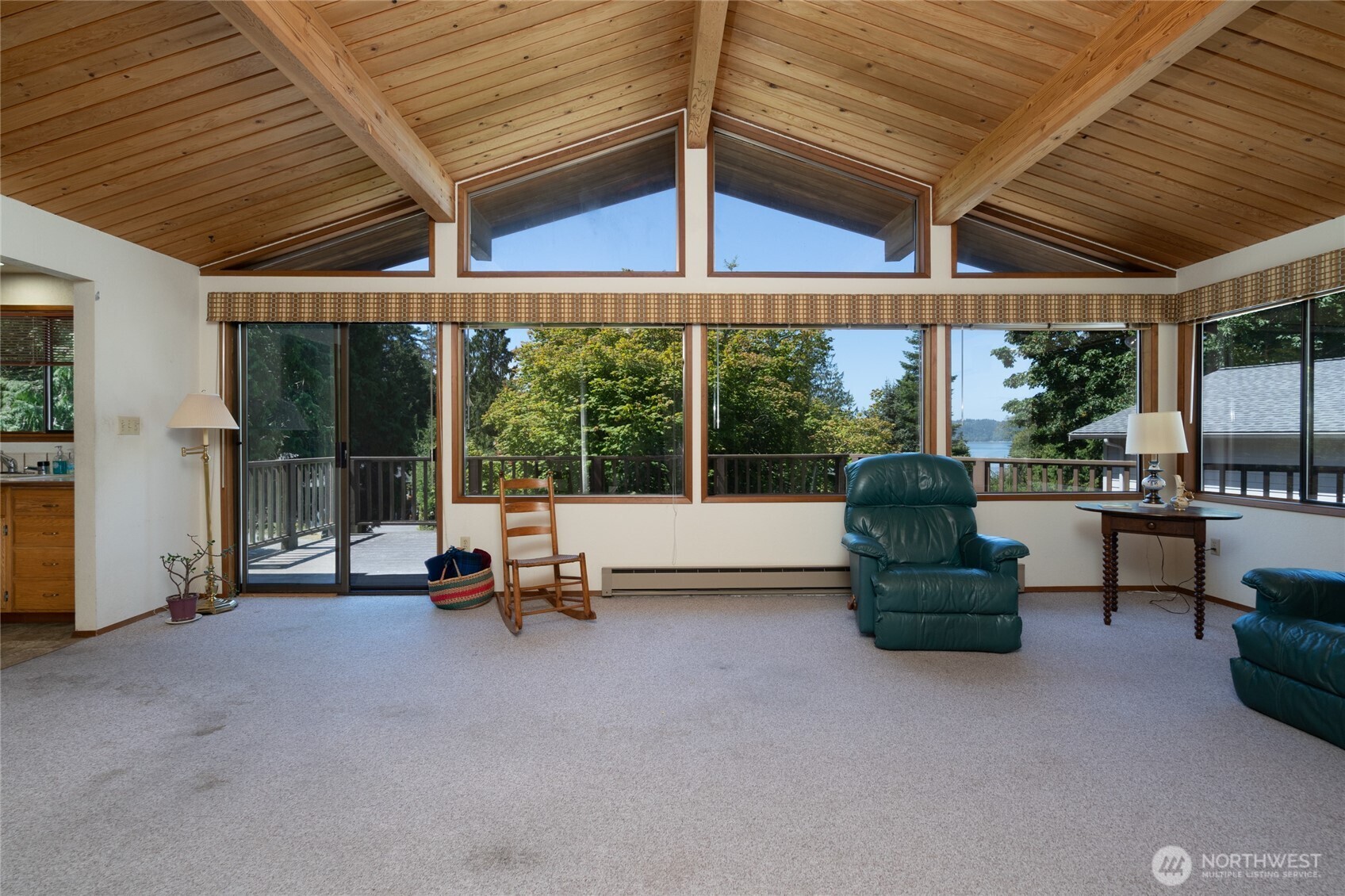 782 Lillooet Court