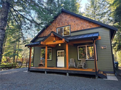 Photo of 175 Paradise Drive, Ashford, WA 98304 (MLS # 2461106)