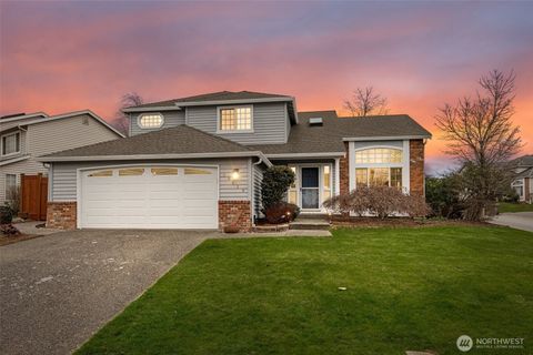 Photo of 18820 112th Place SE, Renton, WA 98055 (MLS # 2488088)