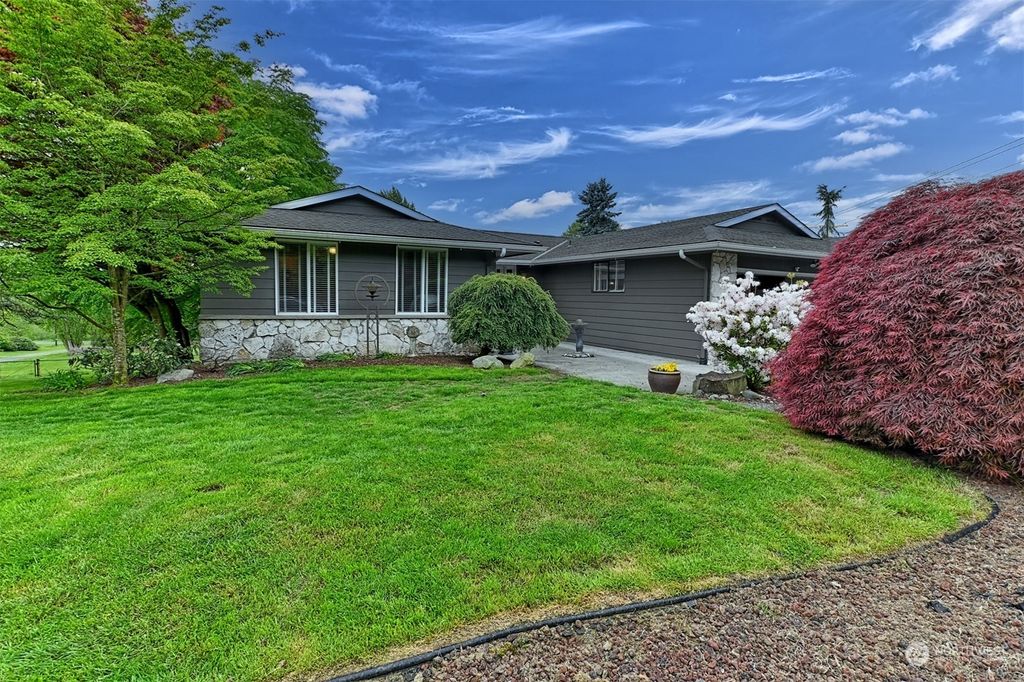 Photo of 8022 78th Avenue SE, Snohomish, WA 98290 (MLS # 2233285)