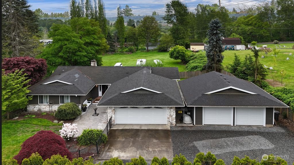 Photo of 8022 78th Avenue SE, Snohomish, WA 98290 (MLS # 2233285)