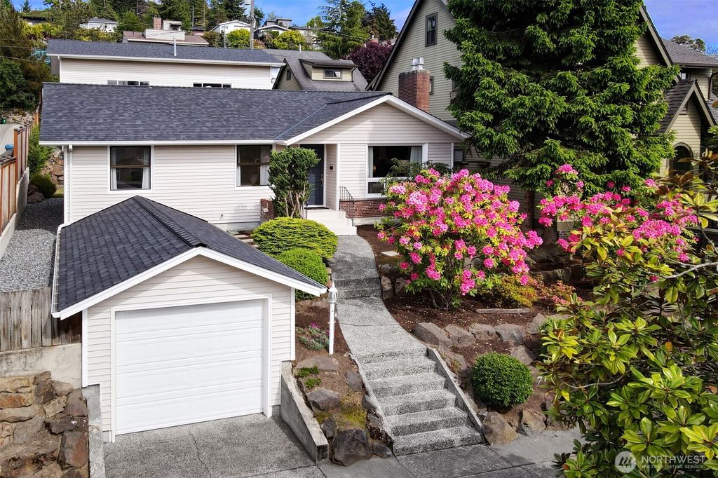 Photo of 3236 32nd Avenue W, Seattle, WA 98199 (MLS # 2378903)