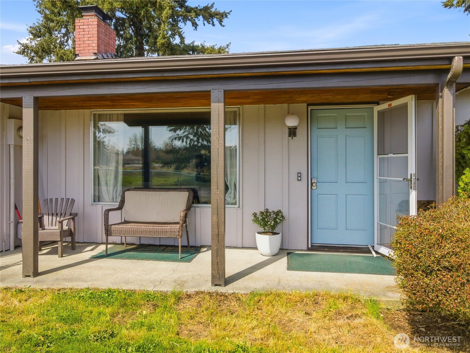 1627 Garfield Street S