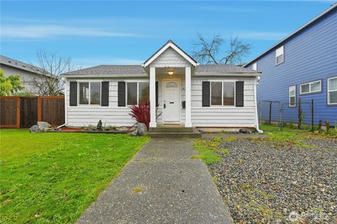 Photo of 823 E 55th Street, Tacoma, WA 98404 (MLS # 2454994)